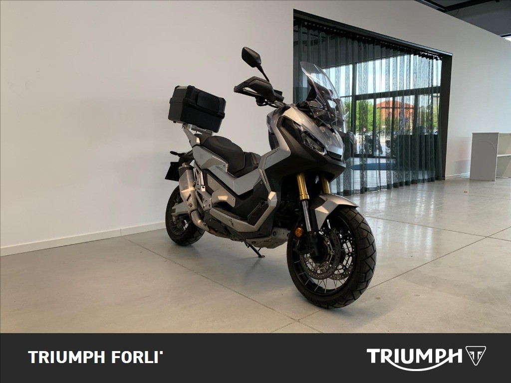 HONDA X-ADV 750 DCT Abs