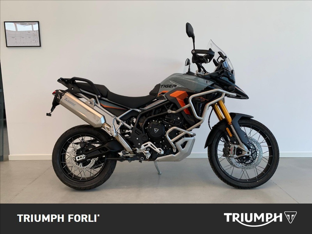 TRIUMPH Tiger 900 Desert Edition
