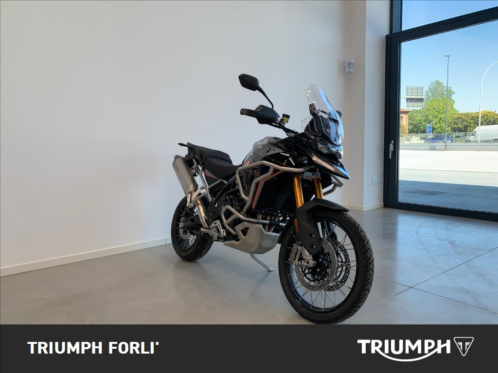 TRIUMPH Tiger 900 Desert Edition