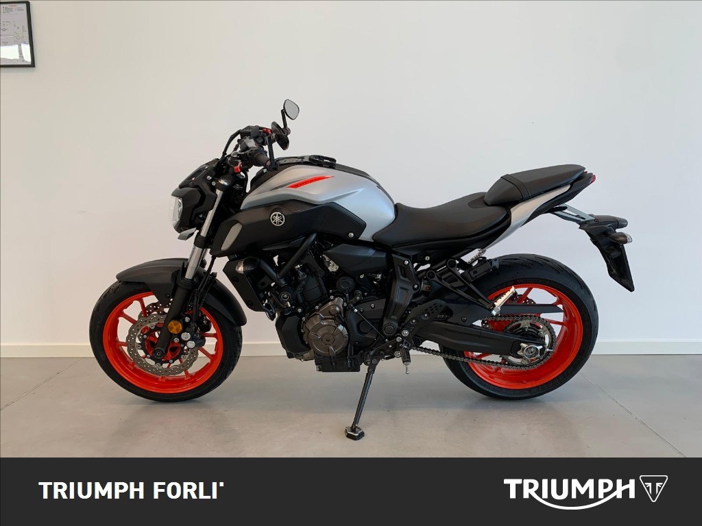 YAMAHA MT-07 690 Abs