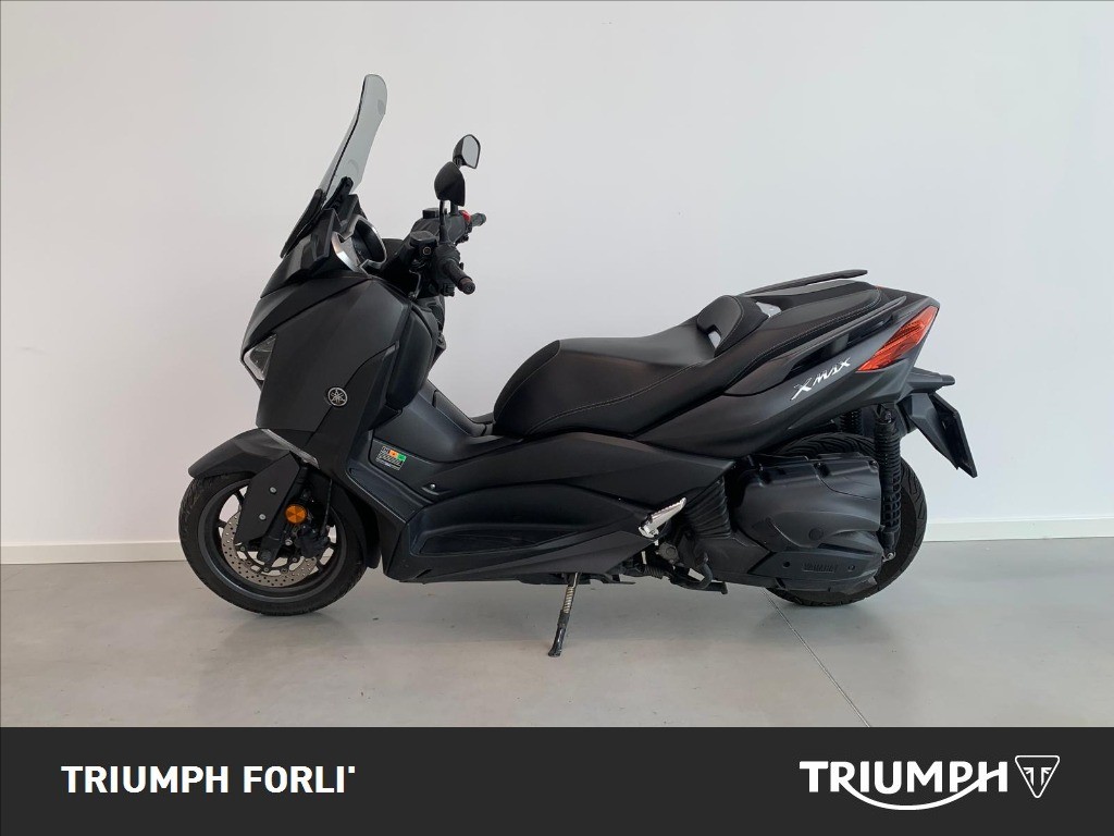 YAMAHA X-Max 400 