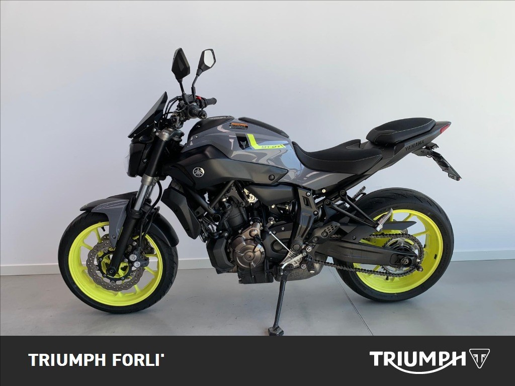 YAMAHA MT-07 690 dep.A2 Abs