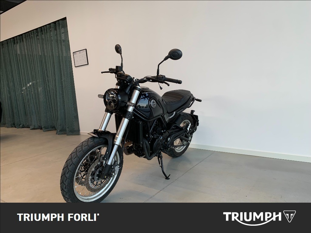 BENELLI Leoncino 500 Trail E5