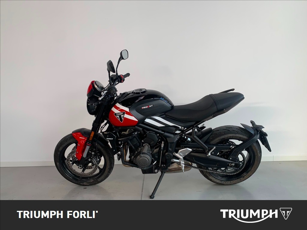 TRIUMPH Trident 660 Diablo Red / Sapphire Black Abs