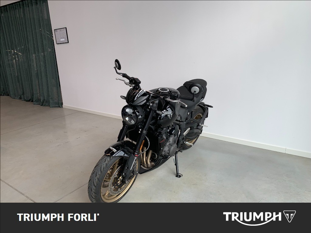 TRIUMPH Trident 800 Jet Black Abs